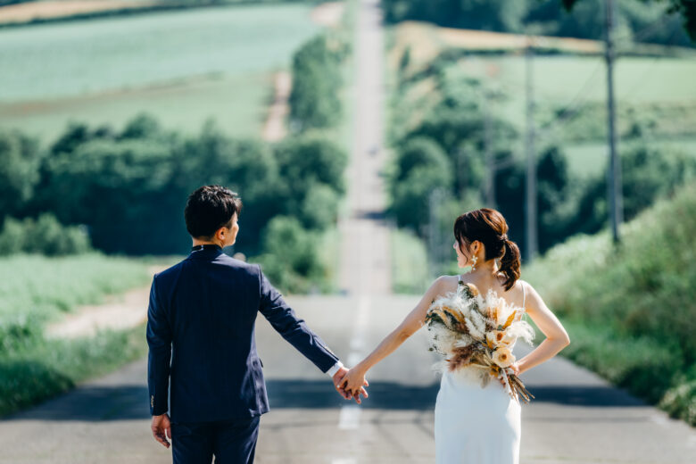 富良野のジェットコースターの路でウェディングフォト&オープニングムービー