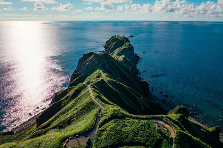 積丹の神居岬でのドローンウェディング